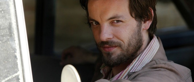 Gethin Anthony Talks Aquarius, Becoming Charles Manson And More [Interview + Series Premiere Preview]