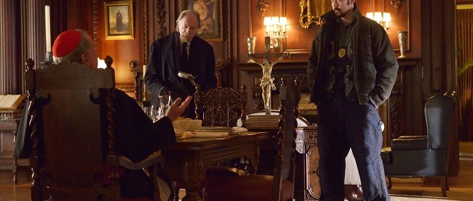 The Strain Advance Preview: “Intruders” [Photos + Video]