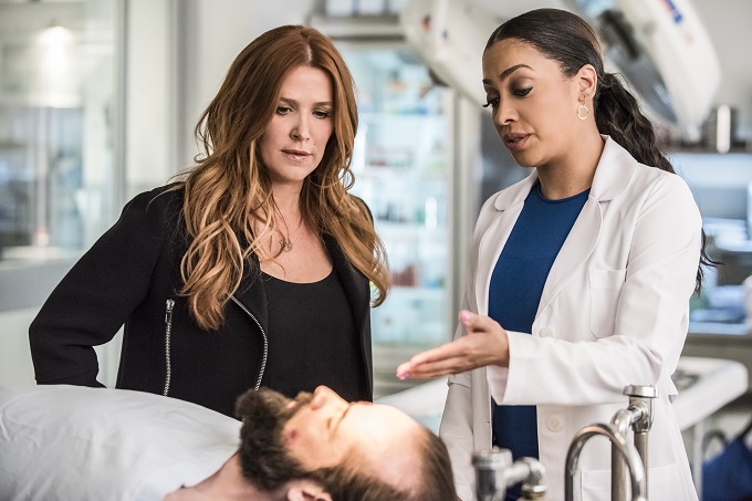 Poppy Montgomery as Carrie Wells and Alani "La La" Anthony as Dr. Delina Michaels