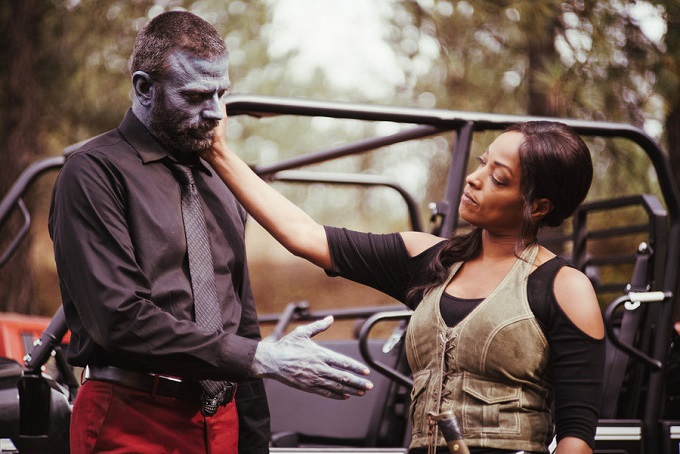 Z NATION -- "Mission Accomplished" Episode 215 -- Pictured: (l-r) Keith Allen as Murphy, Kellita Smith as Warren -- (Photo by: Daniel Sawyer Schaefer/Go2 Z Ice/Syfy)