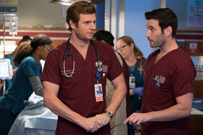 CHICAGO MED -- "Bound" Episode 106 -- Pictured: (l-r) Nick Gehlfuss as Dr. Will Halstead, Colin Donnell as Dr. Connor Rhodes -- (Photo by: Elizabeth Sisson/NBC)