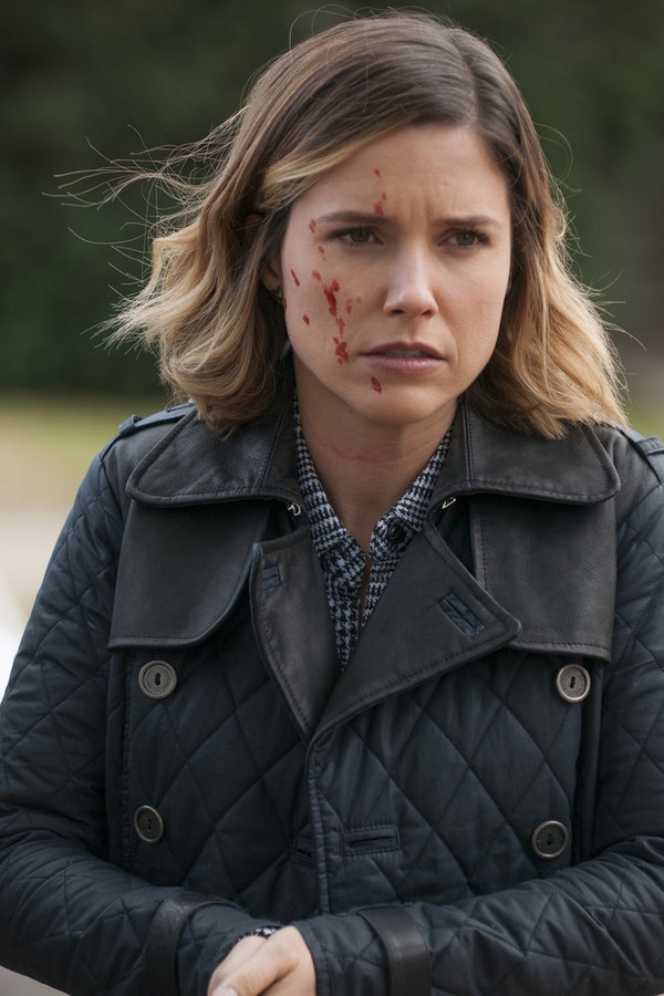 CHICAGO P.D. -- "Knocked The Family Right Out" Episode 311 -- Pictured: Sophia Bush as Erin Lindsay -- (Photo by: Matt Dinerstein/NBC)