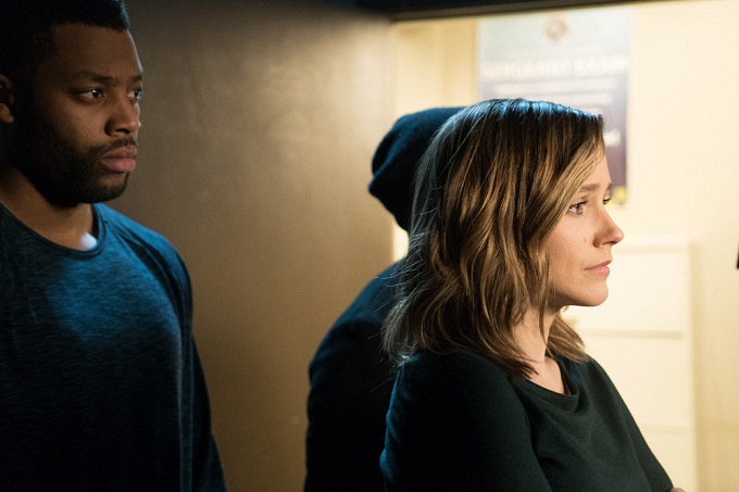 CHICAGO P.D. -- "The Cases That Need To Be Solved" Episode 316 -- Pictured: (l-r) LaRoyce Hawkins as Kevin Atwater, Sophia Bush as Erin Lindsay -- (Photo by: Elizabeth Sisson/NBC)