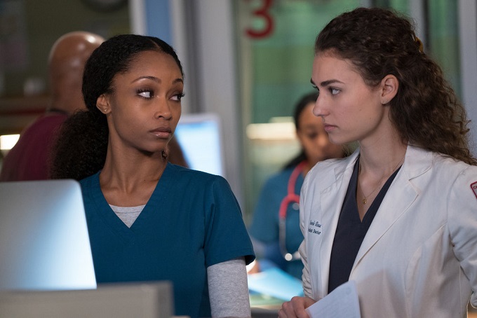 CHICAGO MED -- "Intervention" Episode 111 -- Pictured: (l-r) Yaya DaCosta as April Sexton, Rachel DiPillo as Dr. Sarah Reese -- (Photo by: Elizabeth Sisson/NBC)