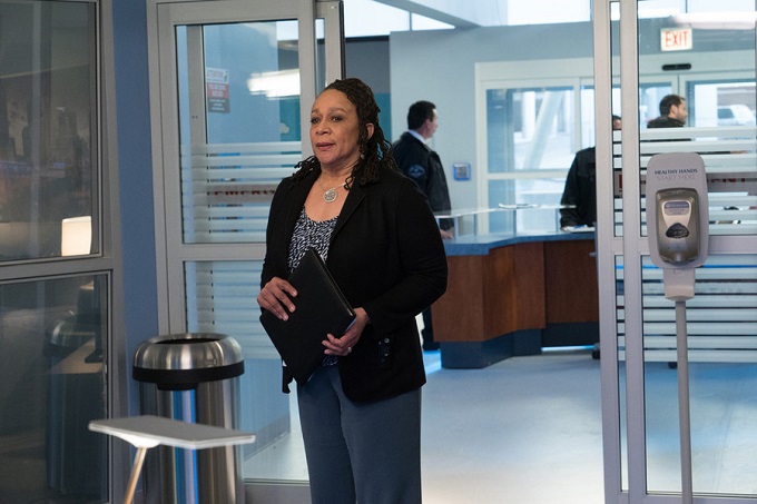 CHICAGO MED -- "Reunion" Episode 108 -- Pictured: S. Epatha Merkerson as Sharon Goodwin -- (Photo by: Elizabeth Sisson/NBC)