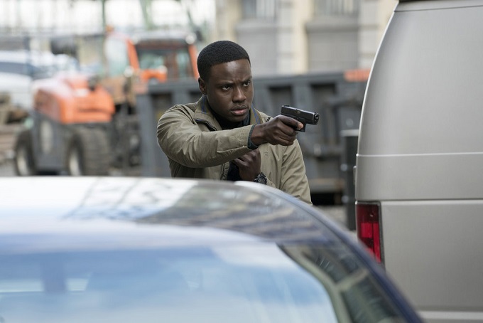SHADES OF BLUE -- "The Breach" Episode 111 -- Pictured: Dayo Okeniyi as Michael Loman -- (Photo by: Peter Kramer/NBC)