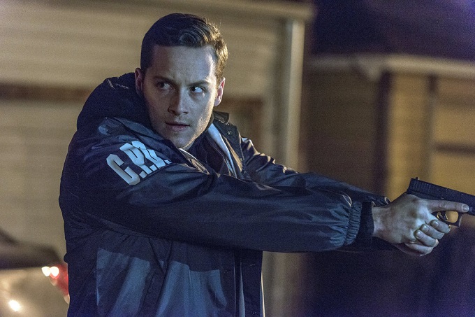 CHICAGO P.D. -- "Kasual with A K" Episode 318 -- Pictured: Jesse Lee Soffer as Jay Halstead -- (Photo by: Matt Dinerstein/NBC)