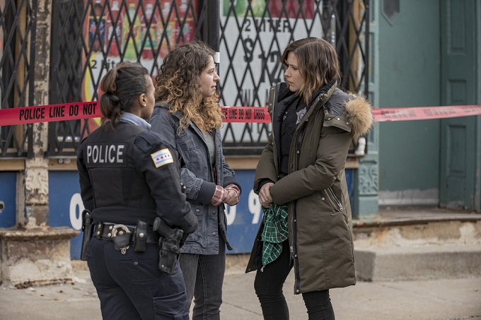 CHICAGO P.D. -- "Kasual with A K" Episode 318 -- Pictured: Sophia Bush as Erin Lindsay -- (Photo by: Matt Dinerstein/NBC)