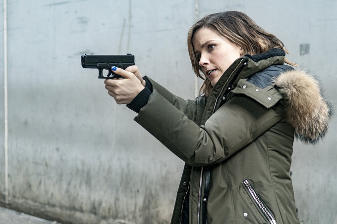 CHICAGO P.D. -- "If We Were Normal" Episode 319 -- Pictured: Sophia Bush as Erin Lindsay -- (Photo by: Matt Dinerstein/NBC)
