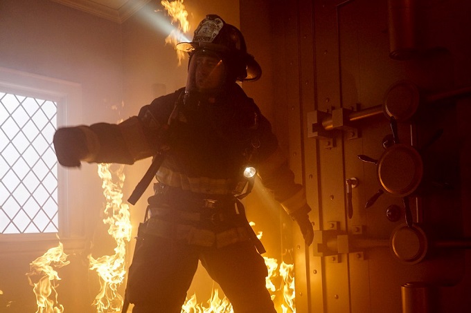 CHICAGO FIRE -- "On the Warpath" Episode 418 -- Pictured: Taylor Kinney as Kelly Severide -- (Photo by: Elizabeth Morris/NBC)