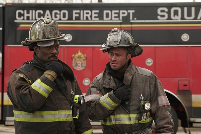 CHICAGO FIRE -- "Where the Collapse Started" Episode 422 -- Pictured: (l-r) Eamonn Walker as Chief Wallace Boden, Taylor Kinney as Kelly Severide -- (Photo by: Elizabeth Morris/NBC)
