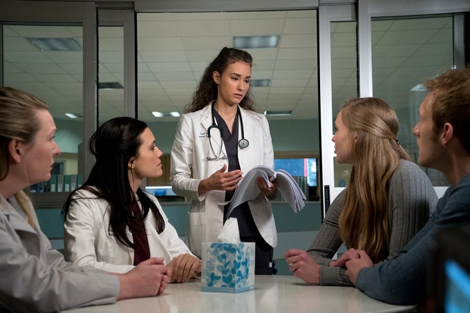 CHICAGO MED -- "Timing" Episode 118 -- Pictured: (l-r) Torrey DeVitto as Dr. Natalie Manning, Rachel DiPillo as Dr. Sarah Reese -- (Photo by: Elizabeth Sisson/NBC)