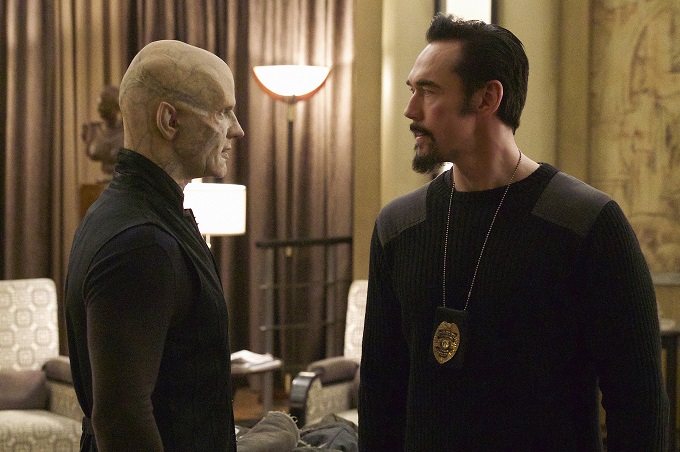 THE STRAIN -- "New York Strong" -- Episode 301(Airs Sunday, August 28, 10:00 pm e/p) Pictured: (l-r) Rupert Penry-Jones as Quinlan, Kevin Durand as Vasiliy Fet. CR: Michael Gibson/FX