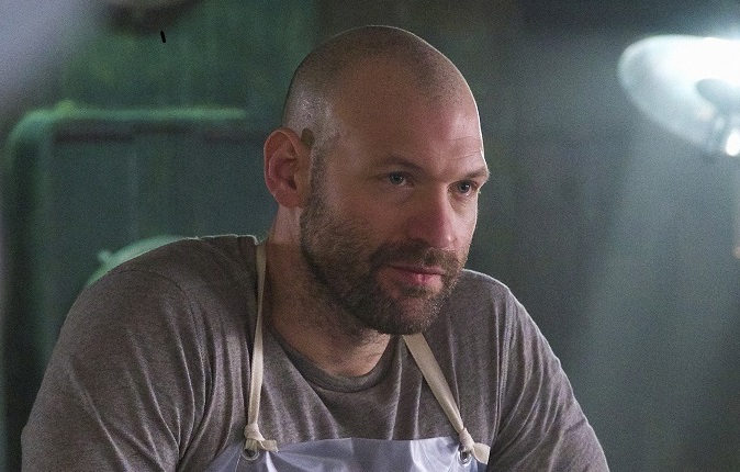 THE STRAIN -- "Madness" -- Episode 305 -- (Airs Sunday, September 25 10:00 pm e/p) Pictured: Corey Stoll as Ephraim Goodweather. CR: Michael Gibson/FX