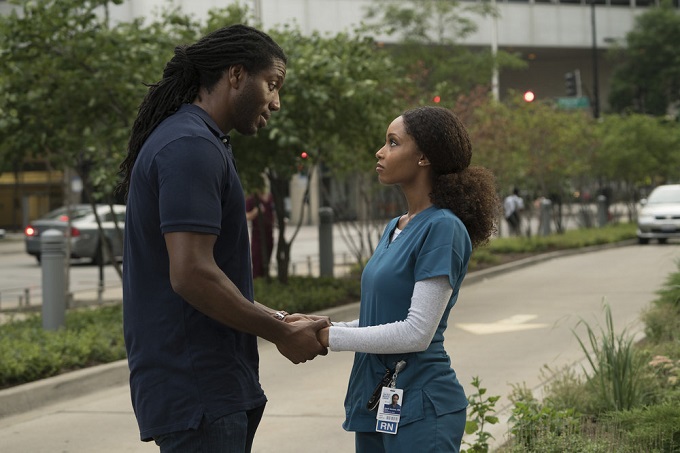 CHICAGO MED -- "Soul Care" Episode 201 -- Pictured: (l-r) Deron J. Powell as Tate Jenkins, Yaya DaCosta as April Sexton -- (Photo by: Elizabeth Sisson/NBC)