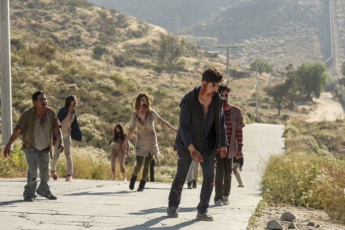 Infected - Fear the Walking Dead _ Season 2, Episode 14 - Photo Credit: Peter Iovino/AMC