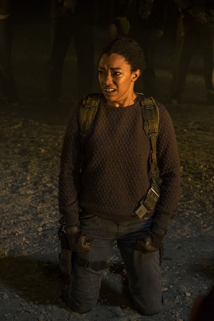 >>> NOT TO BE USED UNTIL 10/24/16 at 1:00 AM EST <<< Sonequa Martin-Green as Sasha Williams - The Walking Dead _ Season 7, Episode 1 - Photo Credit: Gene Page/AMC