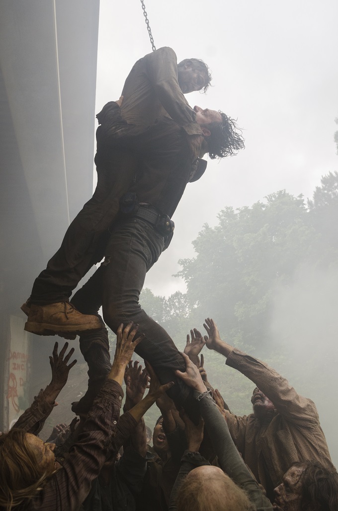 >>> NOT TO BE USED UNTIL 10/24/16 at 1:00 AM EST <<< Andrew Lincoln as Rick Grimes - The Walking Dead _ Season 7, Episode 1 - Photo Credit: Gene Page/AMC