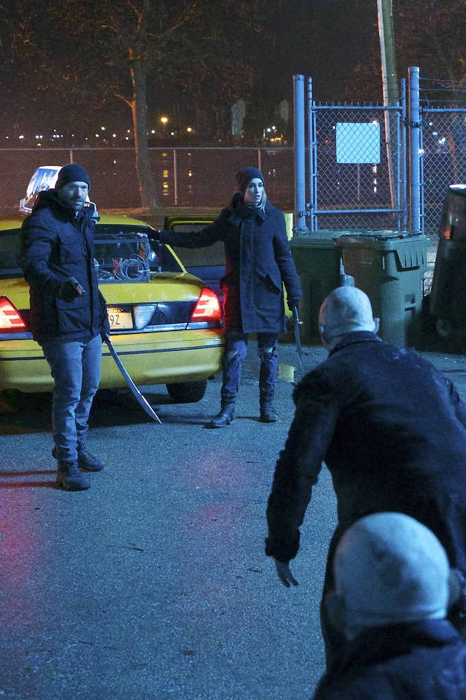 THE STRAIN -- "Do Or Die" -- Episode 309 -- (Airs Sunday, October 23, 10:00 pm e/p) Pictured: (l-r) Corey Stoll as Ephraim Goodweather, Ruta Gedmintas as Dutch Velders. CR: Michael Gibson/FX