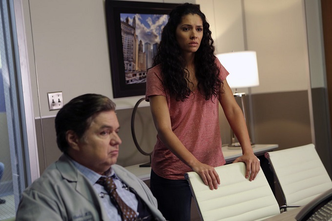 CHICAGO FIRE -- "The Hose or The Animal" Episode 501 -- Pictured: (l-r) Oliver Platt as Dr. Daniel Charles, Miranda Rae Mayo as Stella Kid -- (Photo by: Parrish Lewis/NBC)