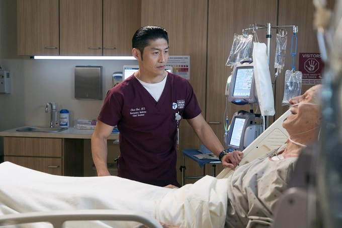 CHICAGO MED -- "Brother's Keeper" Episode 204 -- Pictured: Brian Tee as Ethan Choi -- (Photo by: Elizabeth Sisson/NBC)