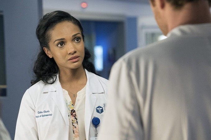 CHICAGO MED -- "Brother's Keeper" Episode 204 -- Pictured: Mekia Cox as Robin Charles -- (Photo by: Elizabeth Sisson/NBC)