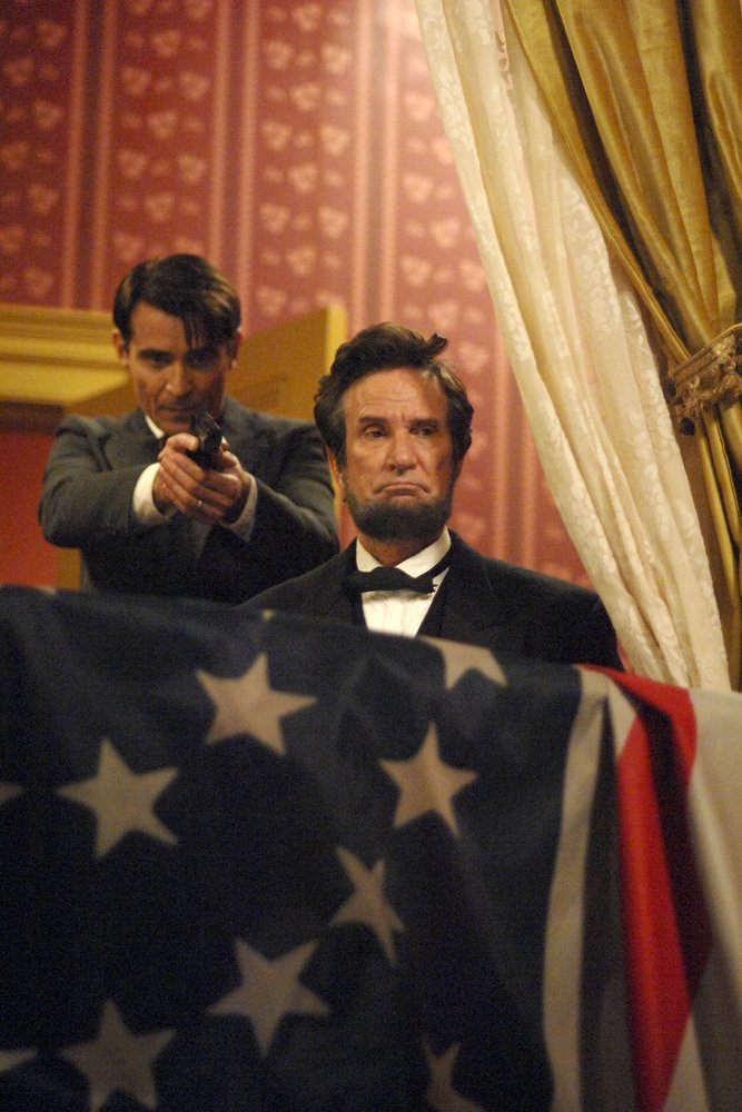 TIMELESS -- "The Assassination of Abraham Lincoln" Episode 101 -- Pictured: (l-r) Goran Visnjic as Garcia Flynn, Michael Krebs as Abraham Lincoln -- (Photo by: Sergei Bachlakov/NBC)