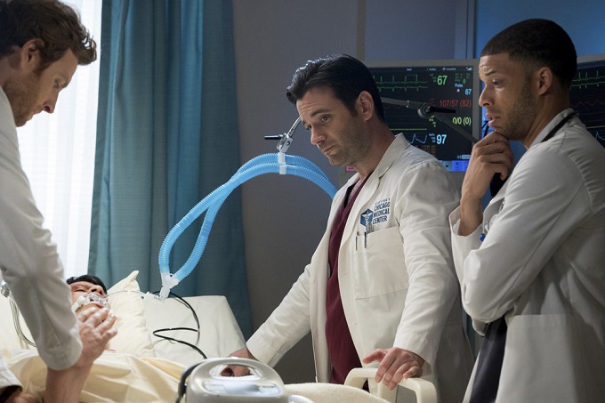 CHICAGO MED -- "Extreme Measures" Episode 205 -- Pictured: (l-r) Nick Gehlfuss as Will Halstead, Colin Donnell as Connor Rhodes, Roland Buck III as Noah Sexton -- (Photo by: Elizabeth Sisson/NBC)