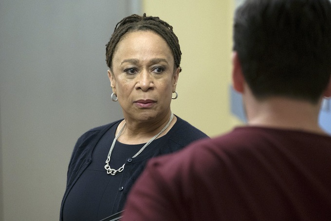 CHICAGO MED -- "Extreme Measures" Episode 205 -- Pictured: S. Epatha Merkerson as Sharon Goodwin -- (Photo by: Elizabeth Sisson/NBC)