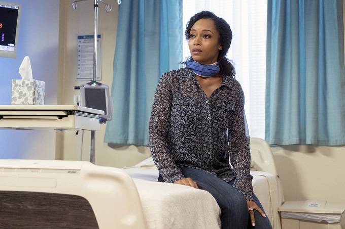 CHICAGO MED -- "Free Will" Episode 208 -- Pictured: Yaya DaCosta as April Sexton -- (Photo by: Elizabeth Sisson/NBC)