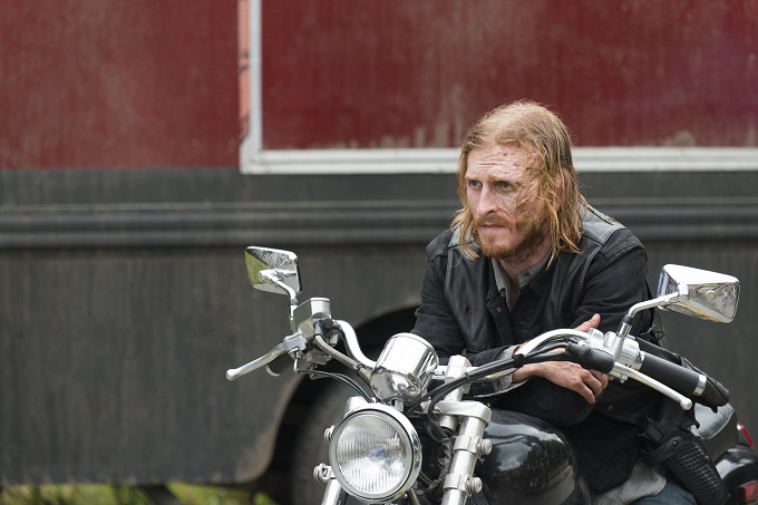 Austin Amelio as Dwight - The Walking Dead _ Season 7, Episode 3 - Photo Credit: Gene Page/AMC