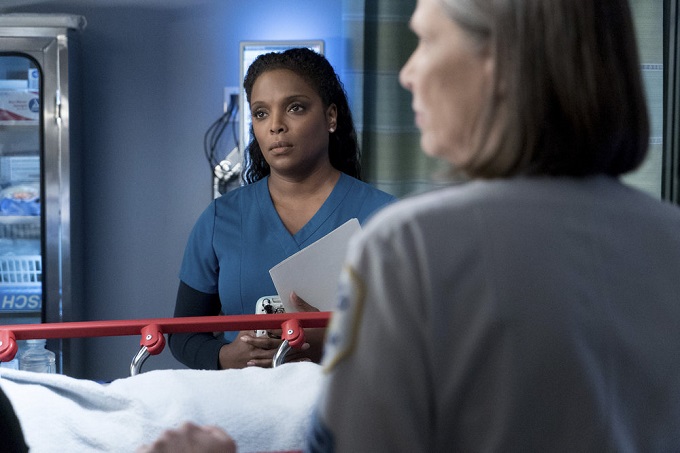 CHICAGO MED -- "Heart Matters" Episode 210 -- Pictured: Marlyne Barrett as Maggie Lockwood -- (Photo by: Elizabeth Sisson/NBC)