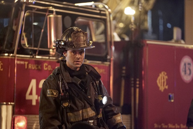 CHICAGO FIRE -- "Deathtrap" Episode 516 -- Pictured: Jesse Spencer as Matthew Casey -- (Photo by: Elizabeth Morris/NBC)