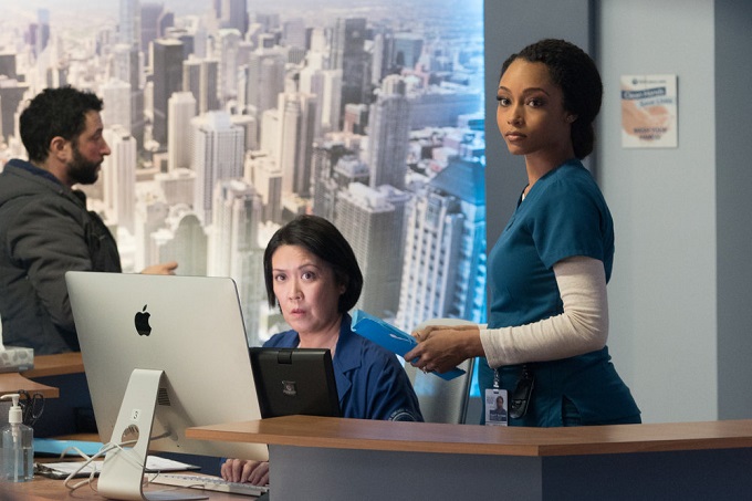 CHICAGO MED -- "Lose Yourself" Episode 216 -- Pictured: (l-r) Tonray Ho as Nurse Leah, Yaya DaCosta as April Sexton -- (Photo by: Elizabeth Sisson/NBC)