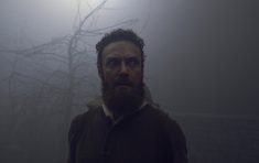 The Walking Dead Mid-Season Finale Advance Preview: “Evolution” [Photos + Video]